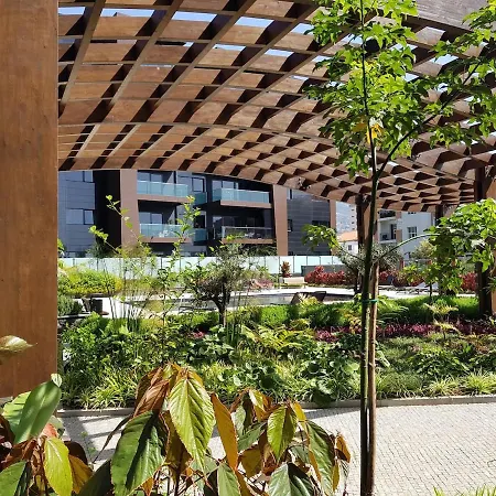 Modern Luxury Flat With Two Ensuite Bedrooms Pool Funchal (Madeira)